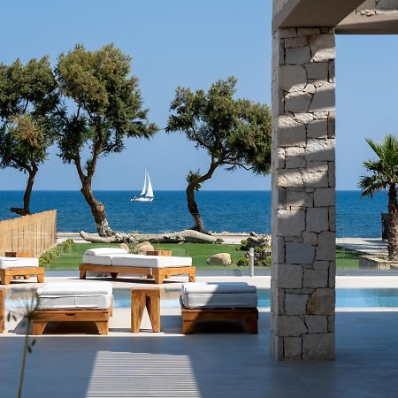 Artemis Seafront Villa, An Evanescence Sea Retreat, By Thinkvilla Tavronitis  Exterior photo