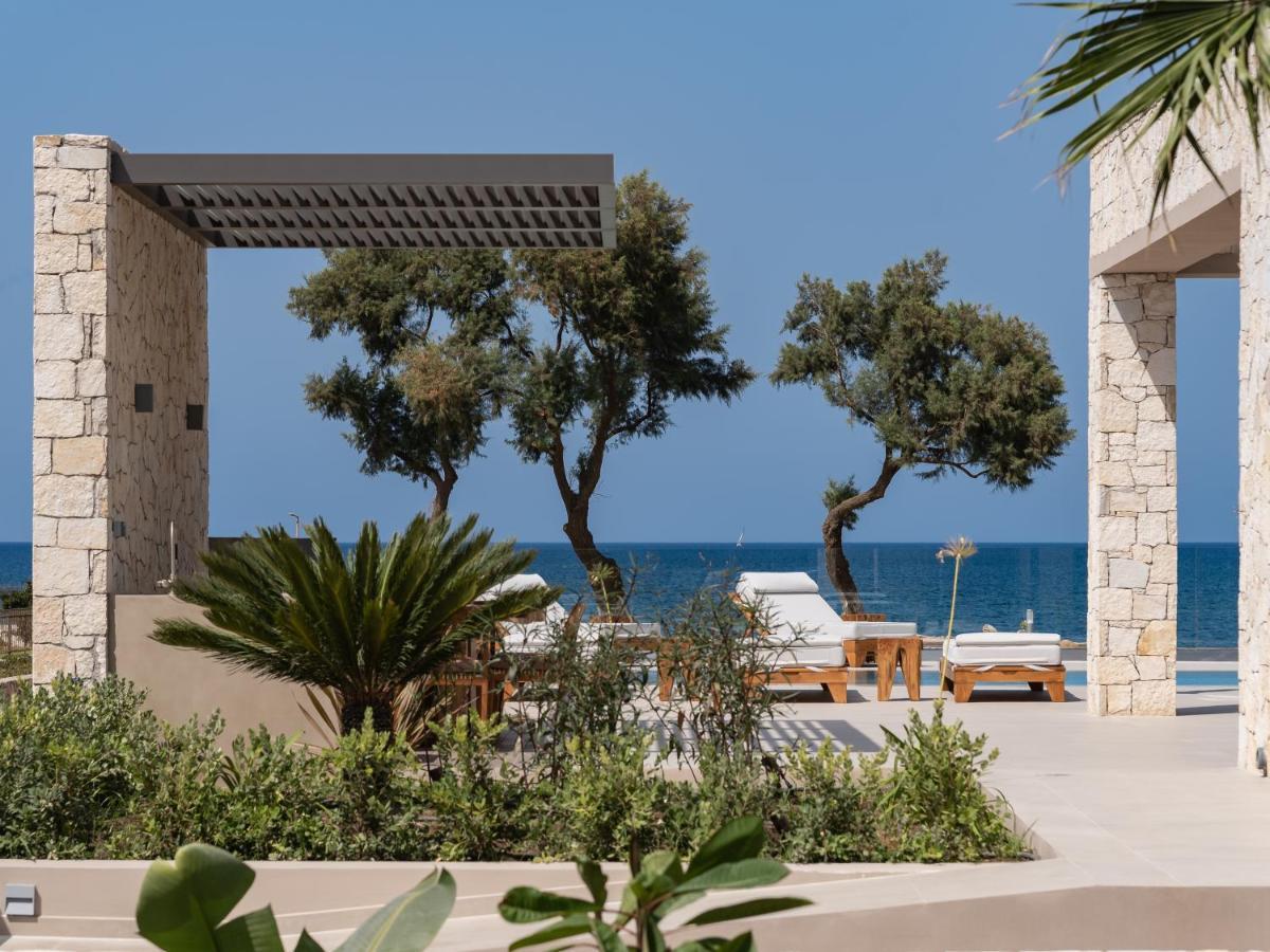 Artemis Seafront Villa, An Evanescence Sea Retreat, By Thinkvilla Tavronitis  Exterior photo